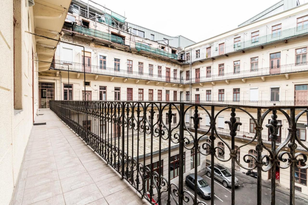 Castle Downtown Apartment Budapest Eksteriør bilde